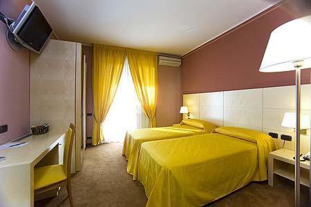 Hotel Ristorante Giordano Cavernago Room photo